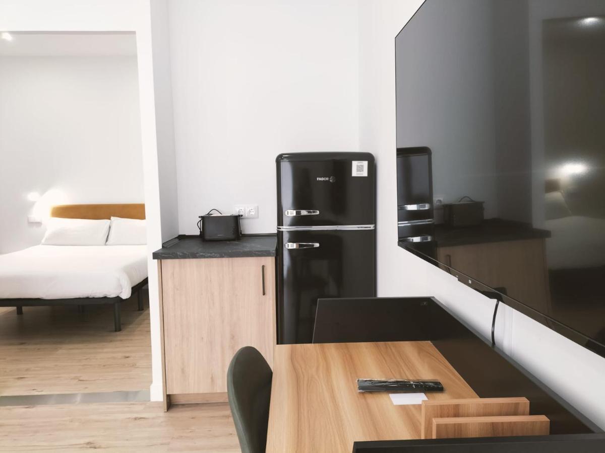 סלאמנקה Apartamentos La Brava By Gaiarooms מראה חיצוני תמונה